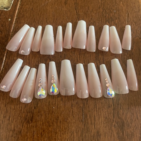 Press on Nails Kiss Ombre Jewel Accent Fake Long Glue On Nails - Picture 2 of 4